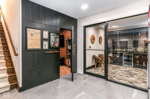 $1,299,000 | 9271 North 400 East, Greenfield, IN 46140