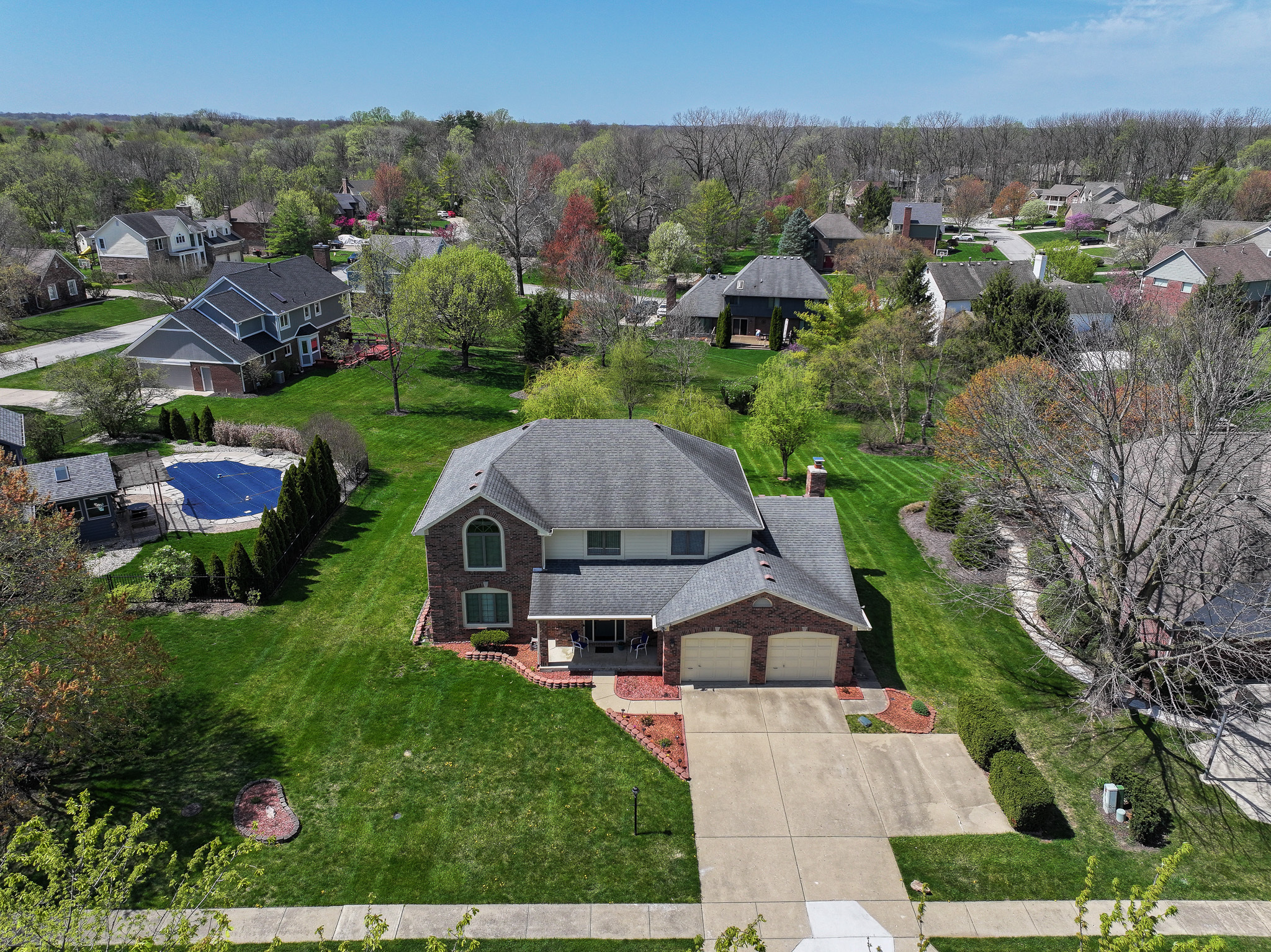 8670 Promontory Road Indianapolis, IN 46236 - Photo 3 of 23 Gallery Image 3