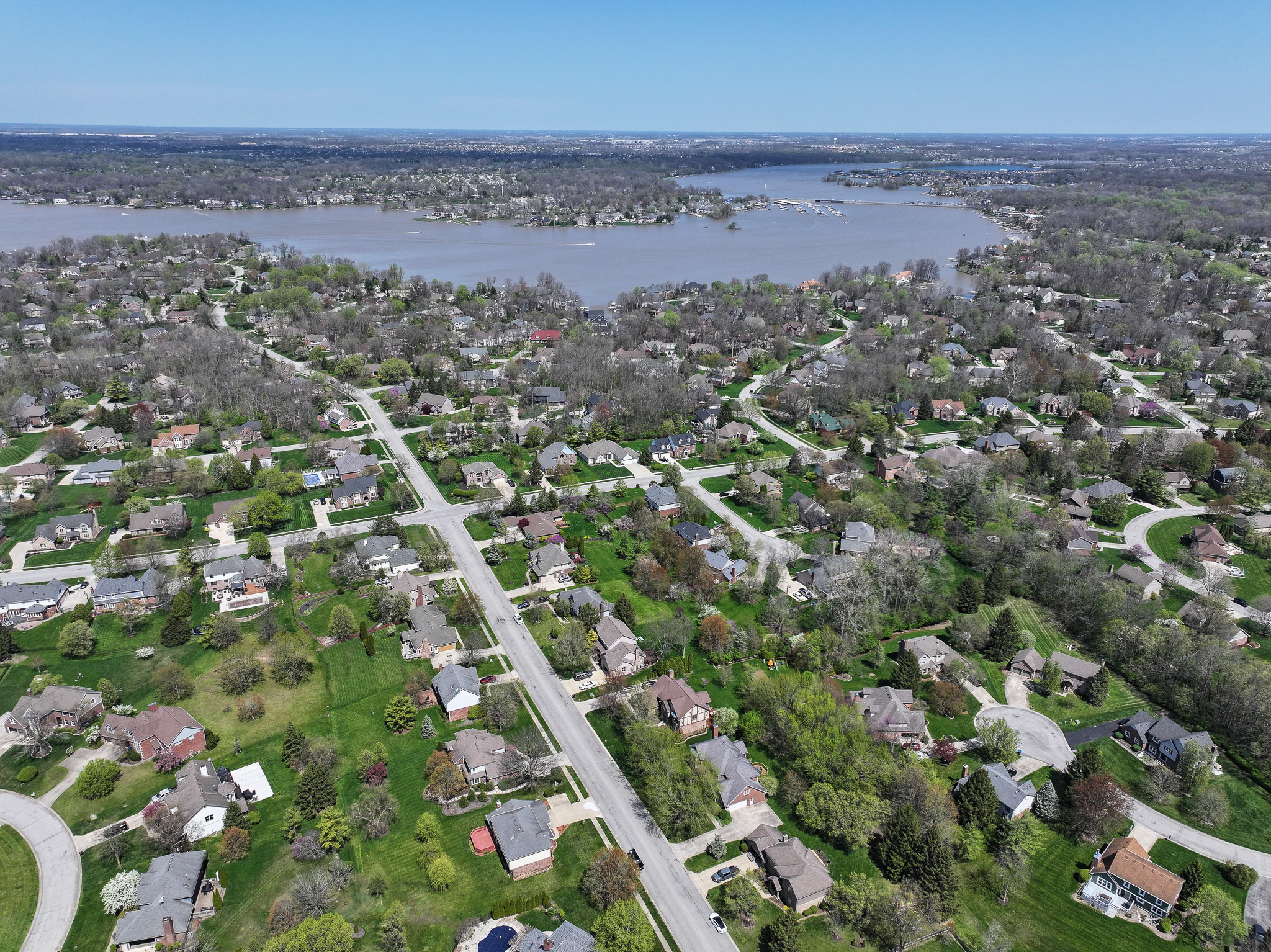 8670 Promontory Road Indianapolis, IN 46236 - Photo 4 of 23 Gallery Image 4
