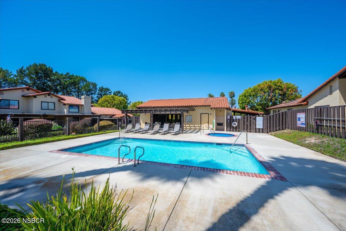 154 Abbey Road Santa Maria, CA 93455 - Photo 35 of 44 42-Pool