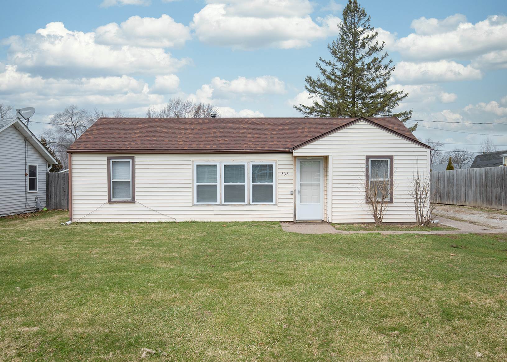 535 15th Avenue Silvis, IL 61282 - Photo 1 of 18