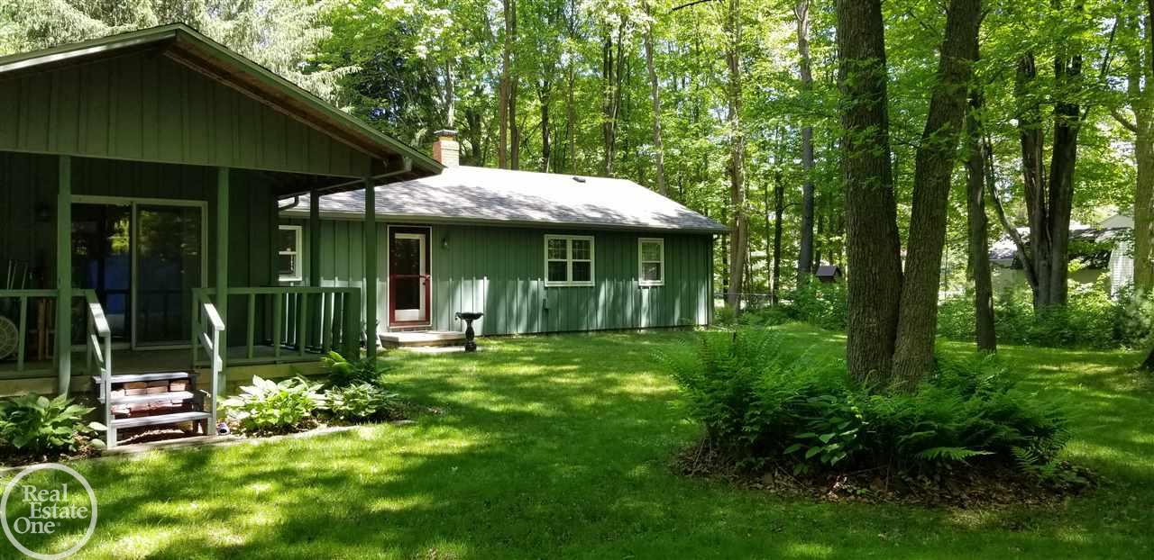4033 Devonshire Road Fort Gratiot, MI 48059 - Photo 28 of 32 31382895-27.JPG
