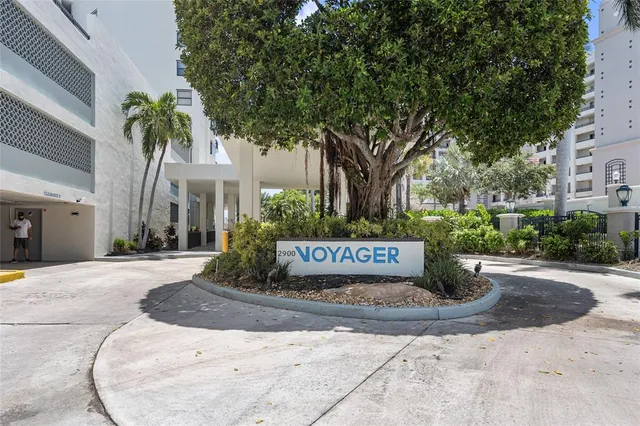 a view of a street sign of the house