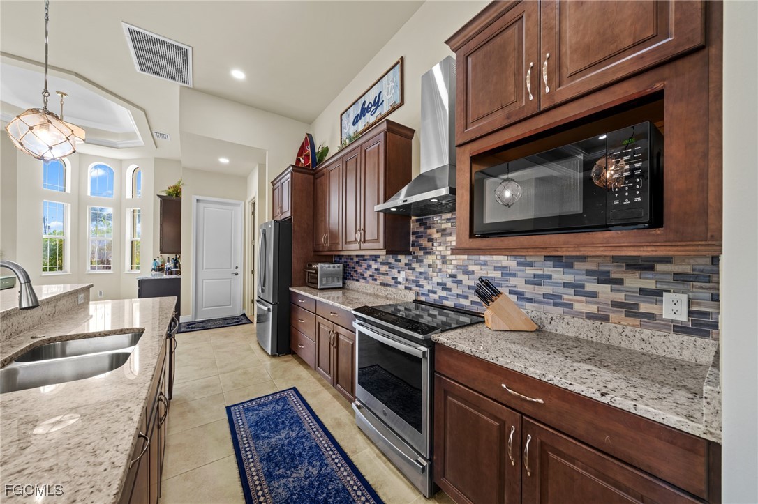 1515 Southwest 43rd Terrace Cape Coral, FL 33914 - Photo 17 of 50