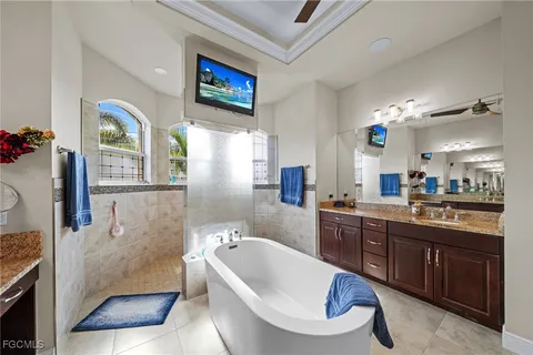 $865,000 | 1515 Southwest 43rd Terrace, Cape Coral, FL 33914