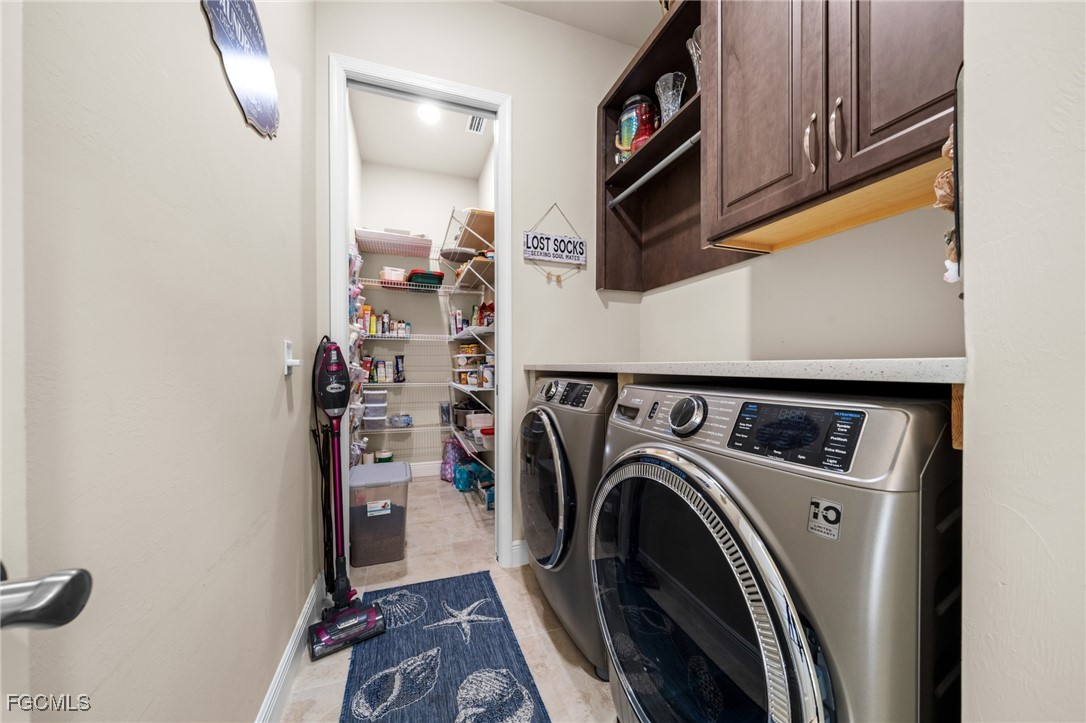 1515 Southwest 43rd Terrace Cape Coral, FL 33914 - Photo 29 of 50