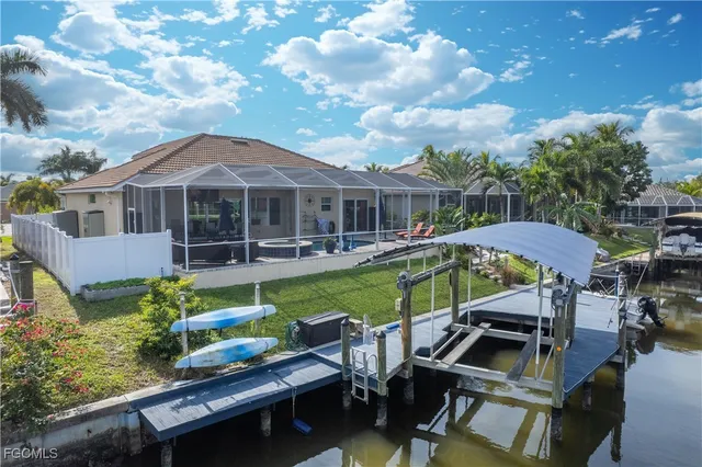 $865,000 | 1515 Southwest 43rd Terrace, Cape Coral, FL 33914