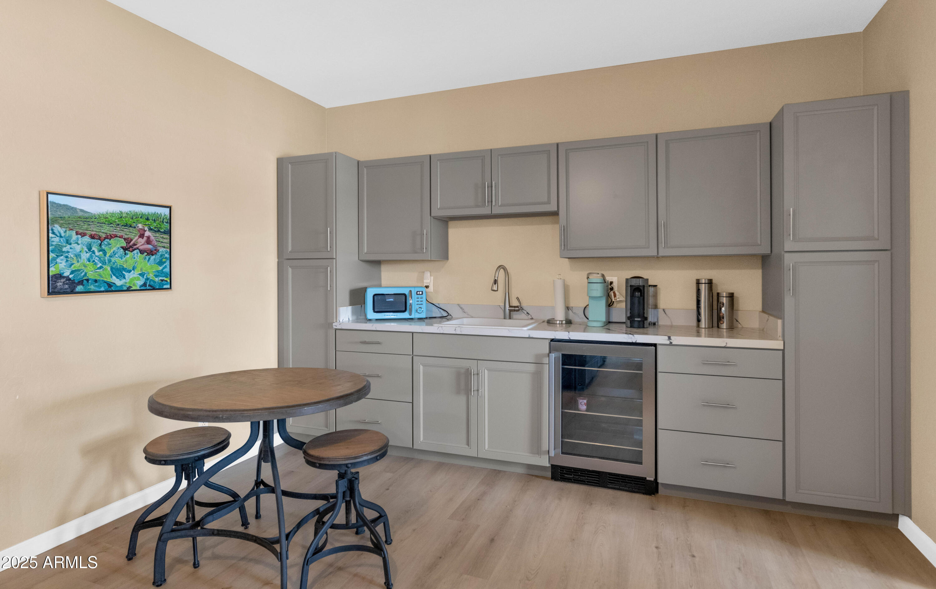 3030 West Irvine Road Phoenix, AZ 85086 - Photo 39 of 51 Guest House Kitchen
