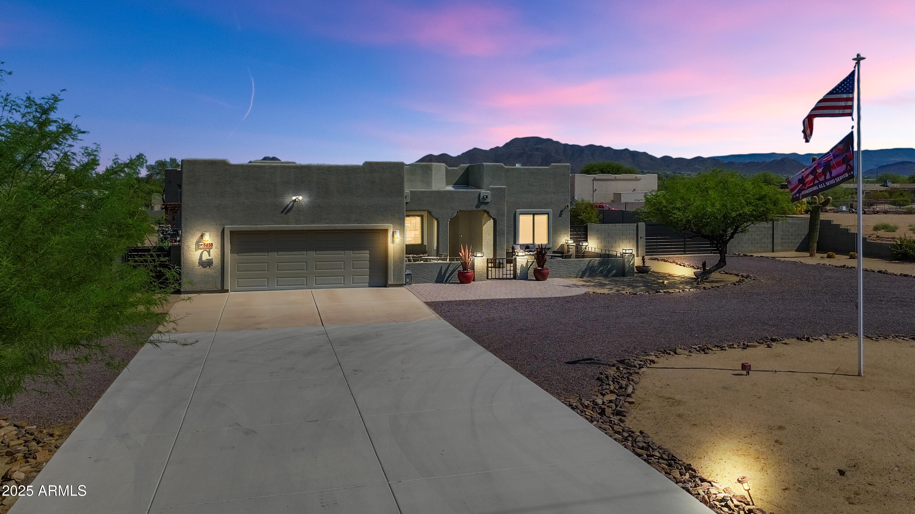 3030 West Irvine Road Phoenix, AZ 85086 - Photo 9 of 51 Front - Evening