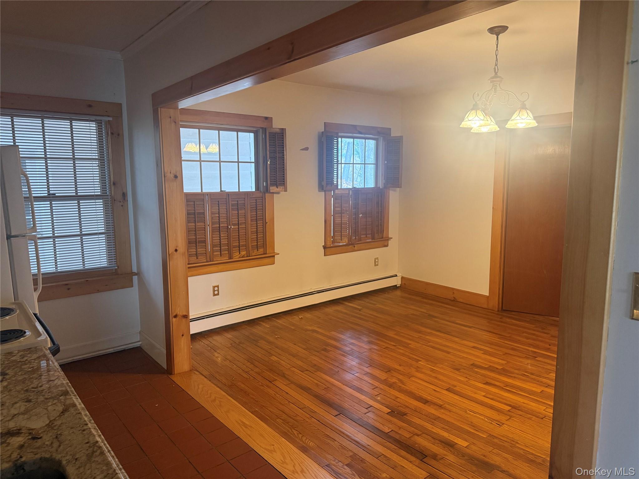 953 Ripley Lane Oyster Bay, NY 11771 - Photo 15 of 21 Dining room