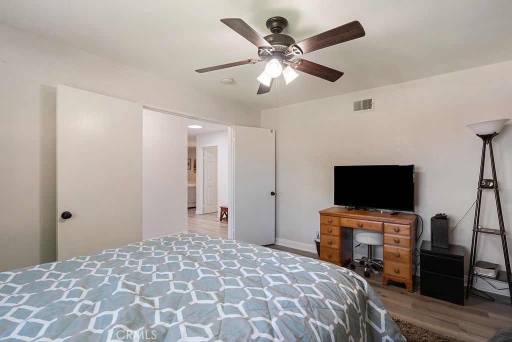 340 East Old Mill Road Corona, CA 92879 - Photo 18 of 35