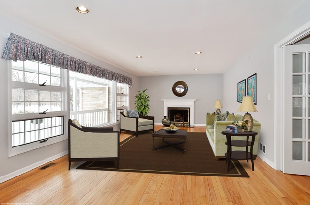 939 Red Haw Road Northbrook, IL 60062 - Photo 3 of 21