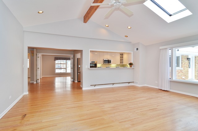 939 Red Haw Road Northbrook, IL 60062 - Photo 7 of 21
