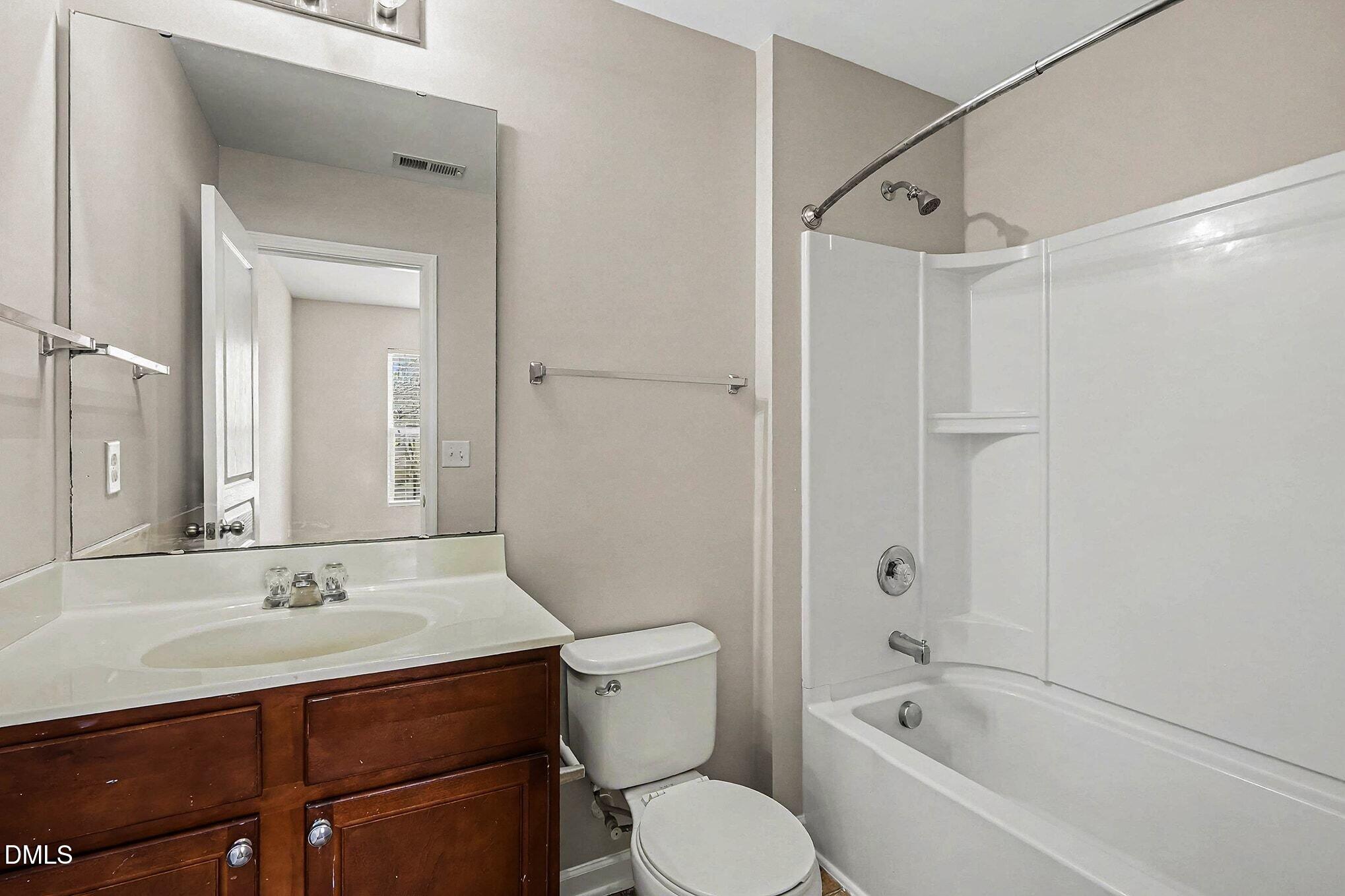 2905 Berkeley Springs Place Raleigh, NC 27616 - Photo 15 of 20 015_file_3833