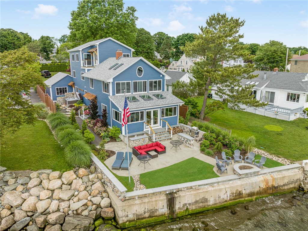 46 Burnett Road Warwick, RI 02889 - Photo 3 of 50 Gallery Image 3