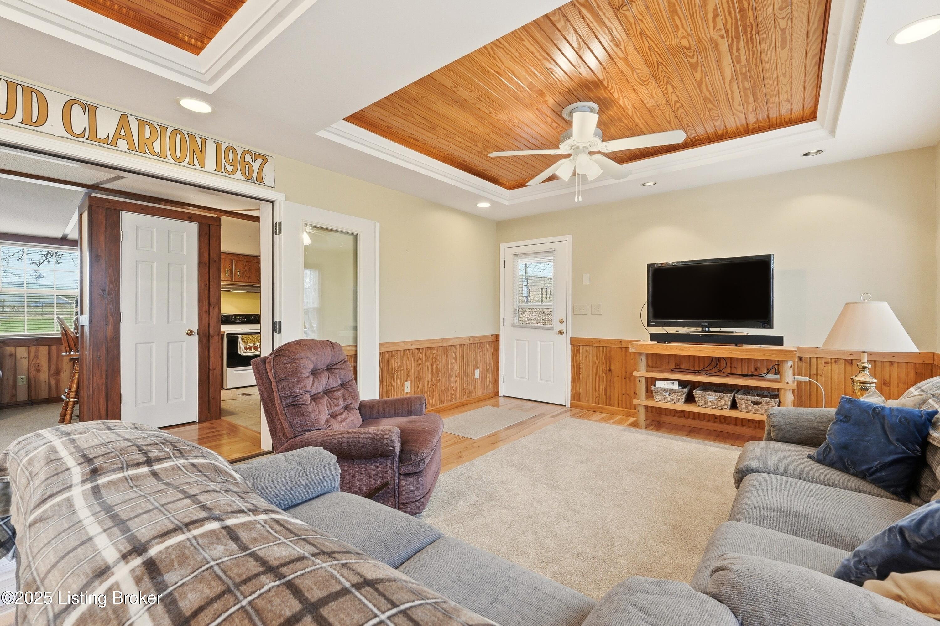 1494 William Cemetery Road Clarkson, KY 42726 - Photo 7 of 32 1494williamcemetery_louisvillerealestate