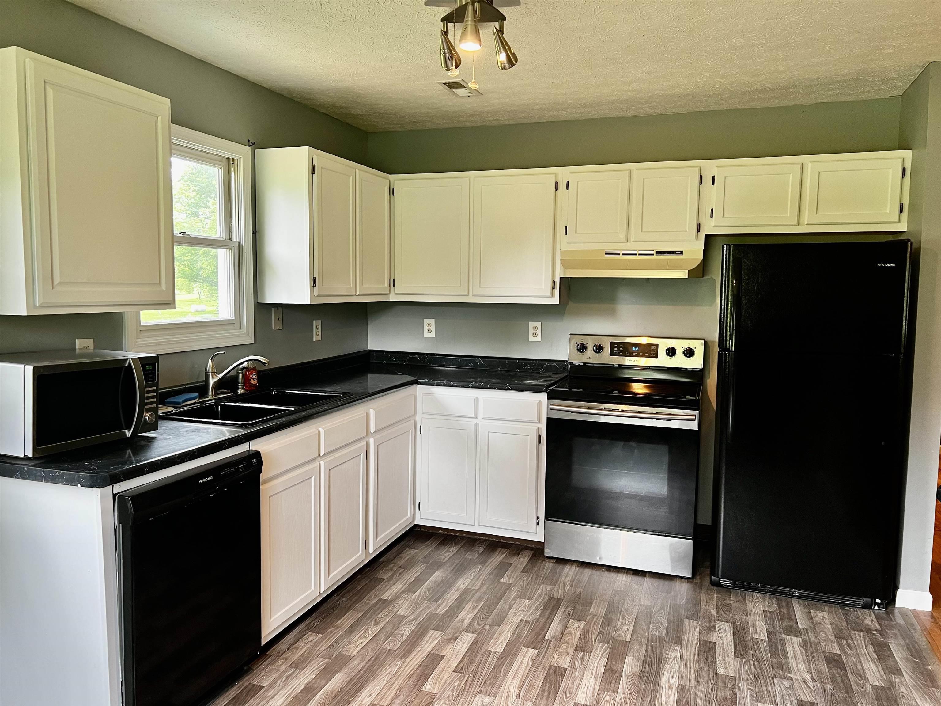 1745 South Meridian Road Mitchell, IN 47446 - Photo 5 of 16