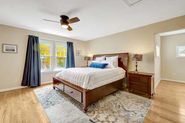 $885,000 | 13521 Brightfield Lane, Herndon, VA 20171