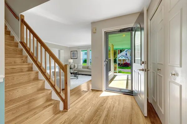$885,000 | 13521 Brightfield Lane, Herndon, VA 20171