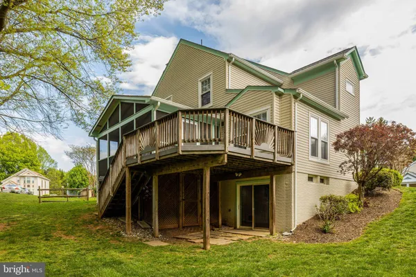 $885,000 | 13521 Brightfield Lane, Herndon, VA 20171