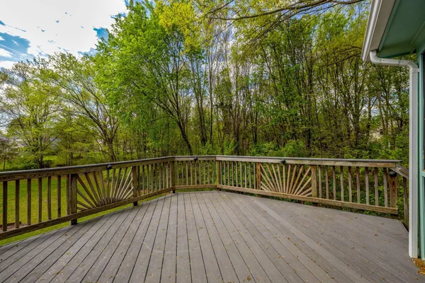 $885,000 | 13521 Brightfield Lane, Herndon, VA 20171