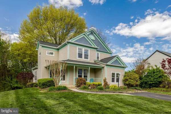 $885,000 | 13521 Brightfield Lane, Herndon, VA 20171