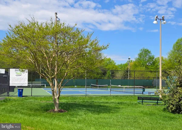 $885,000 | 13521 Brightfield Lane, Herndon, VA 20171