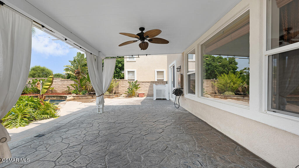 3443 Pine View Drive Simi Valley, CA 93065 - Photo 28 of 32 a very nice looking room with a large window