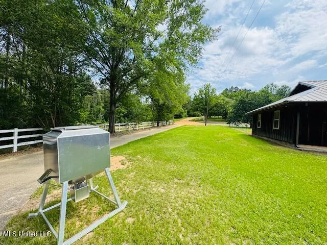 $999,950 | 2360 Sullivan Road, Meadville, MS 39653