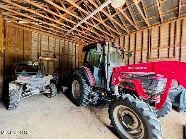 $899,950 | 2360 Sullivan Road, Meadville, MS 39653