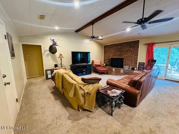 $899,950 | 2360 Sullivan Road, Meadville, MS 39653