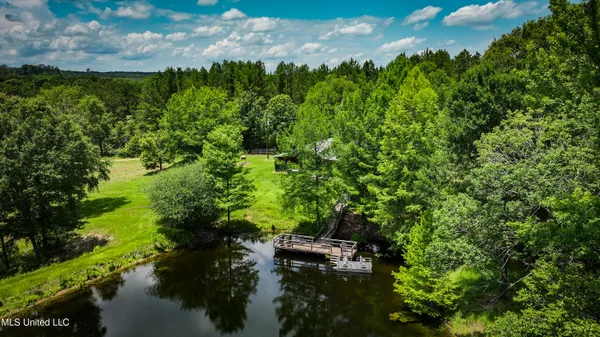 $899,950 | 2360 Sullivan Road, Meadville, MS 39653
