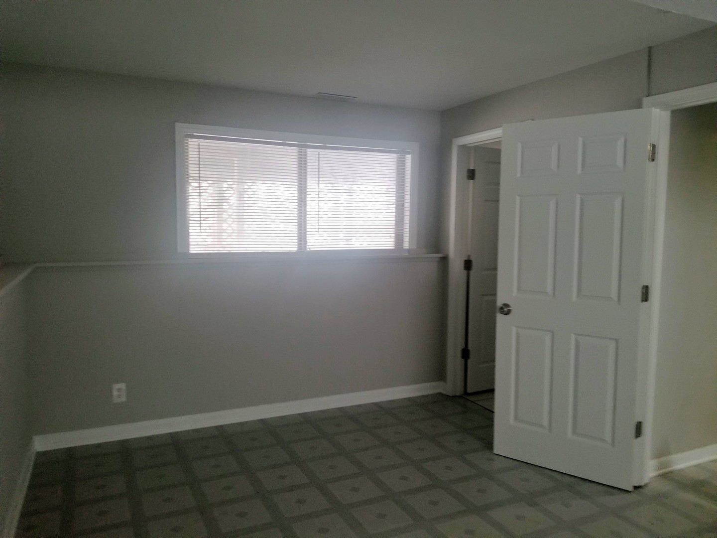 203 Hadleigh Road Bolingbrook, IL 60440 - Photo 14 of 18