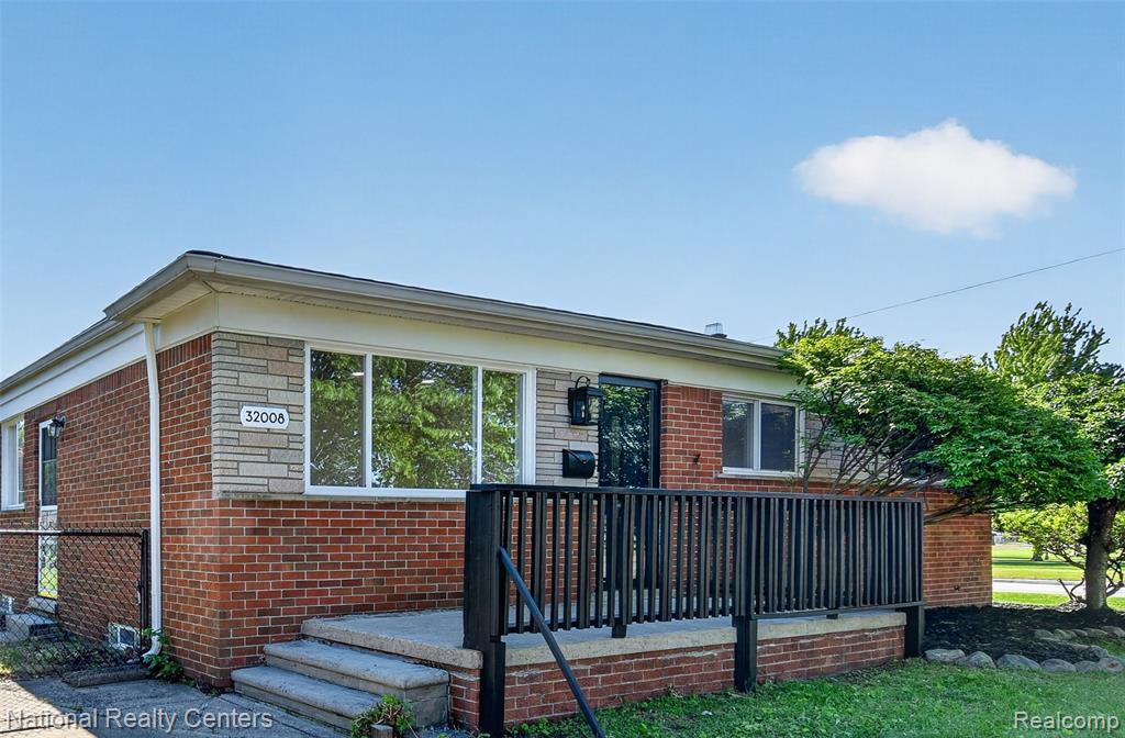 32008 Bunert Road Warren, MI 48088 - Photo 2 of 41