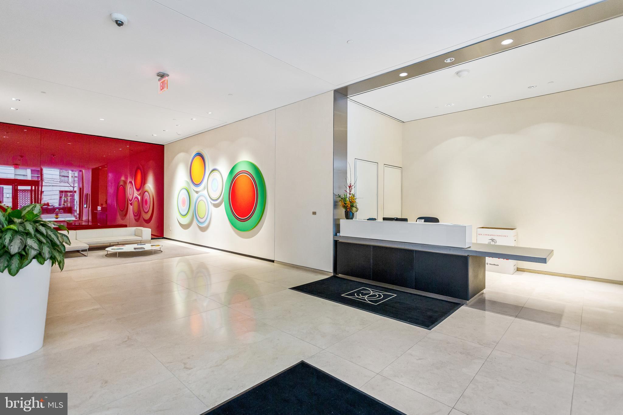 925 H Street Northwest, Unit 516 Washington, DC 20001 - Photo 23 of 37 925 H St Lobby
