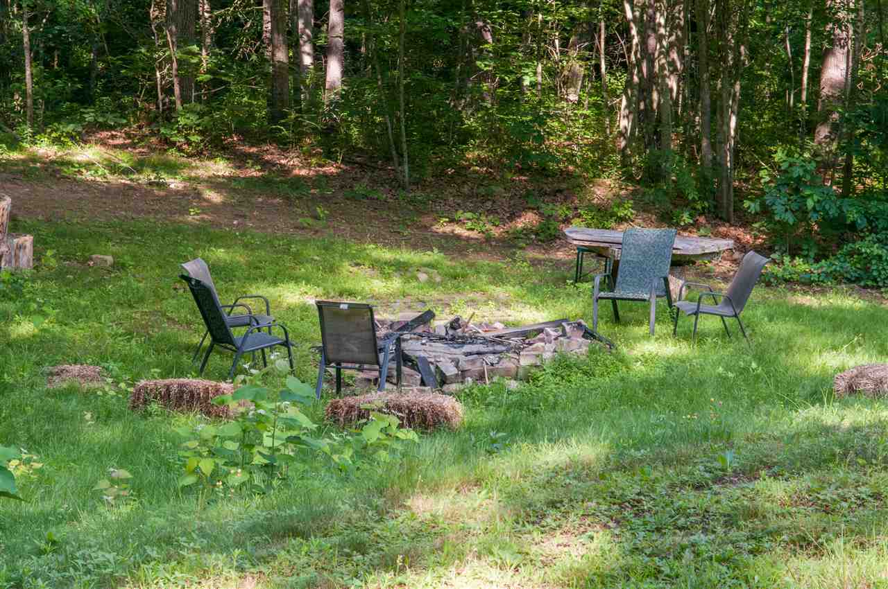2 Taryn Road Derry, NH 03038 - Photo 32 of 35