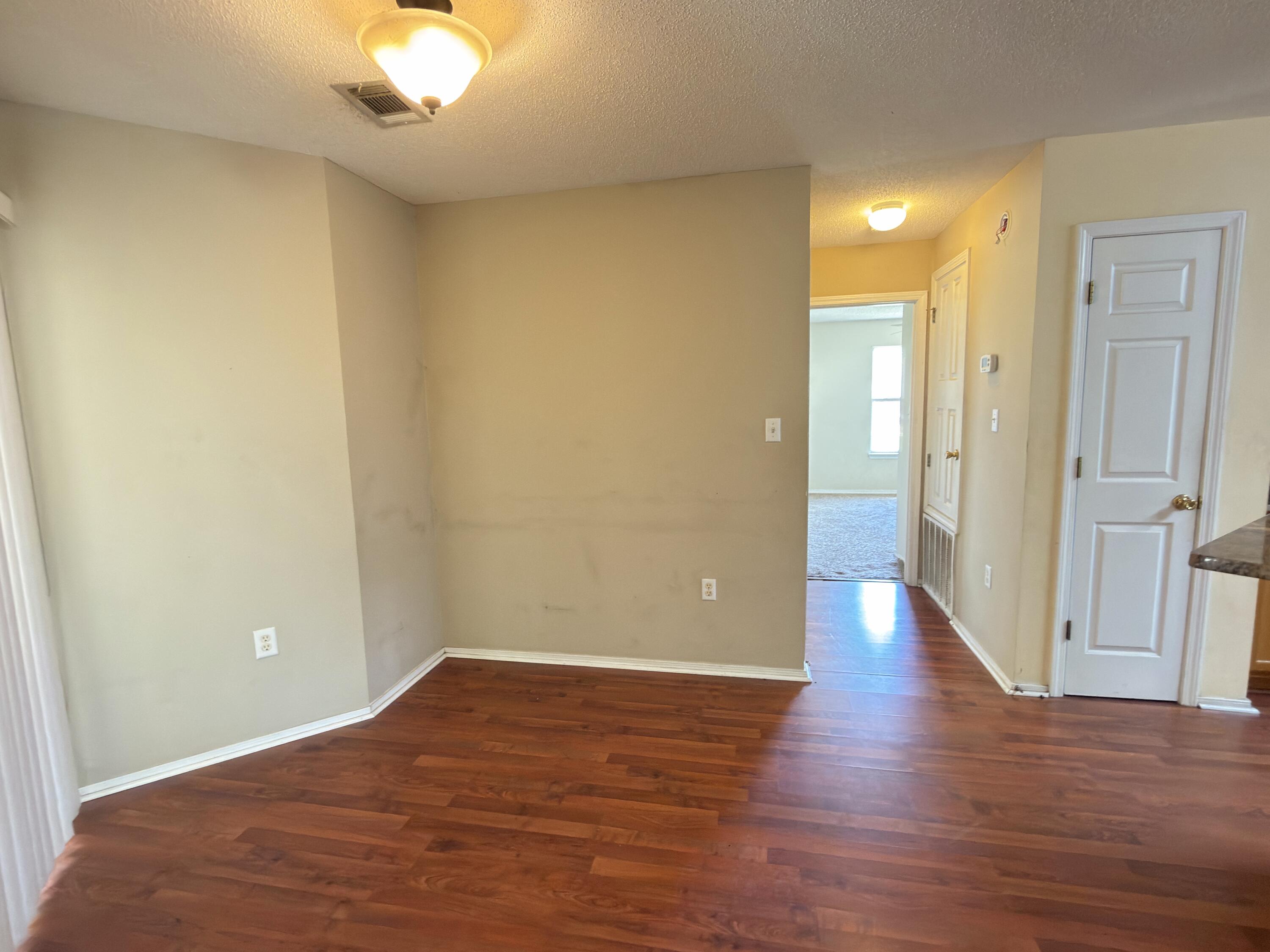688 Brunson Street Crestview, FL 32536 - Photo 17 of 27 breakfast nook