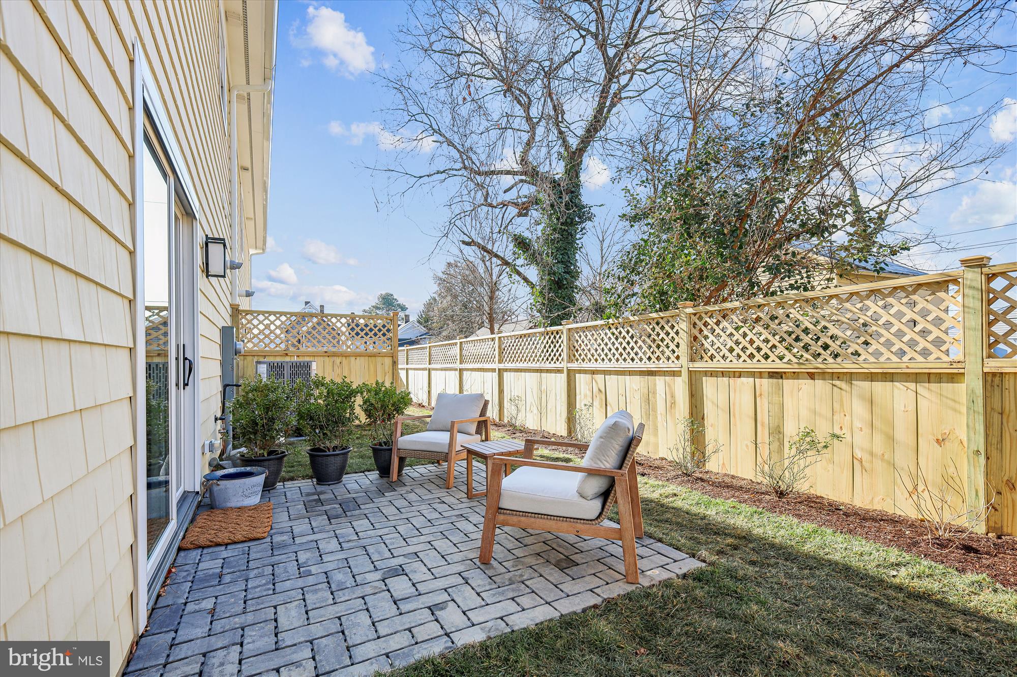 607 A North Street Easton, MD 21601 - Photo 29 of 34 Privacy Fence between Patios