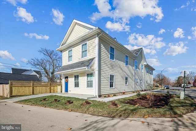 $3,400 | 607 A North Street, Easton, MD 21601