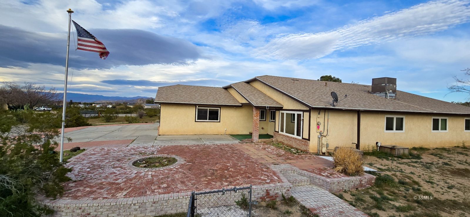 1520 South Fire Opal Street Ridgecrest, CA 93555 - Photo 4 of 50