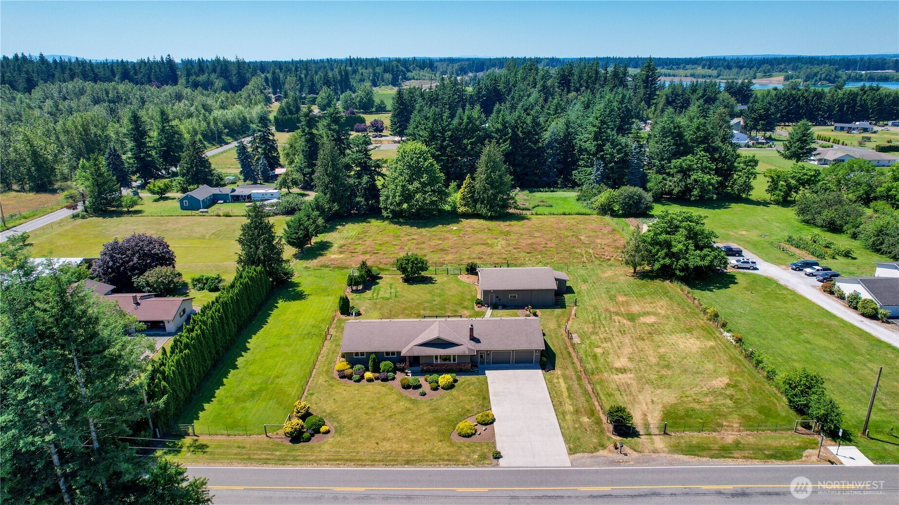 6929 Mission Road Everson, WA 98247 - Photo 32 of 36 a view of yard with seating area