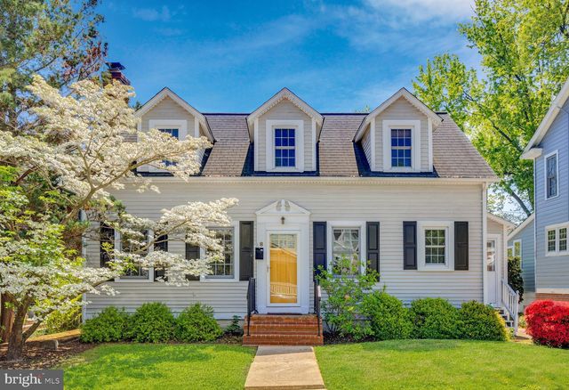 $1,016,000 | 8 West Maple Street, Alexandria, VA 22301
