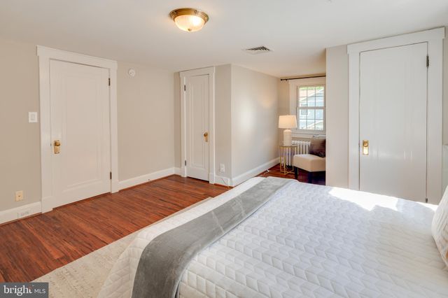 $1,016,000 | 8 West Maple Street, Alexandria, VA 22301