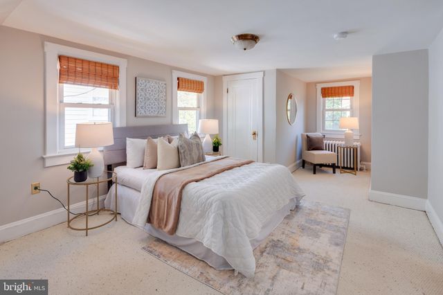 $1,016,000 | 8 West Maple Street, Alexandria, VA 22301