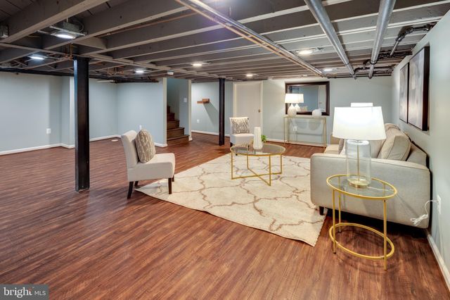 $1,016,000 | 8 West Maple Street, Alexandria, VA 22301