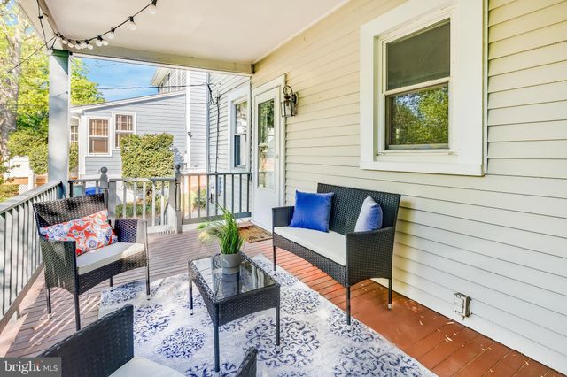 $1,016,000 | 8 West Maple Street, Alexandria, VA 22301