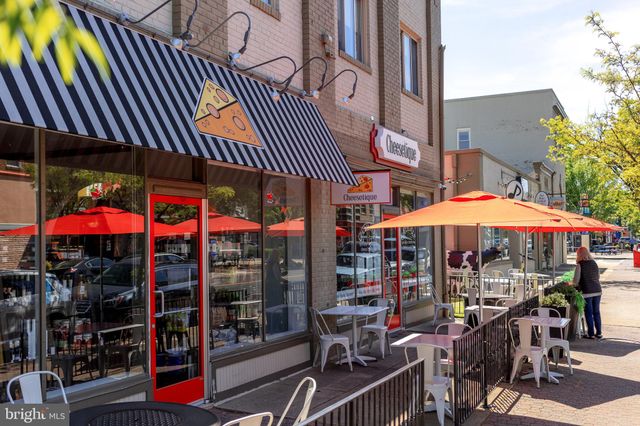 $1,016,000 | 8 West Maple Street, Alexandria, VA 22301