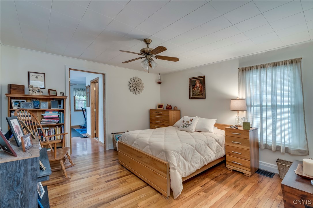 463 Paddock Street Watertown, NY 13601 - Photo 31 of 47