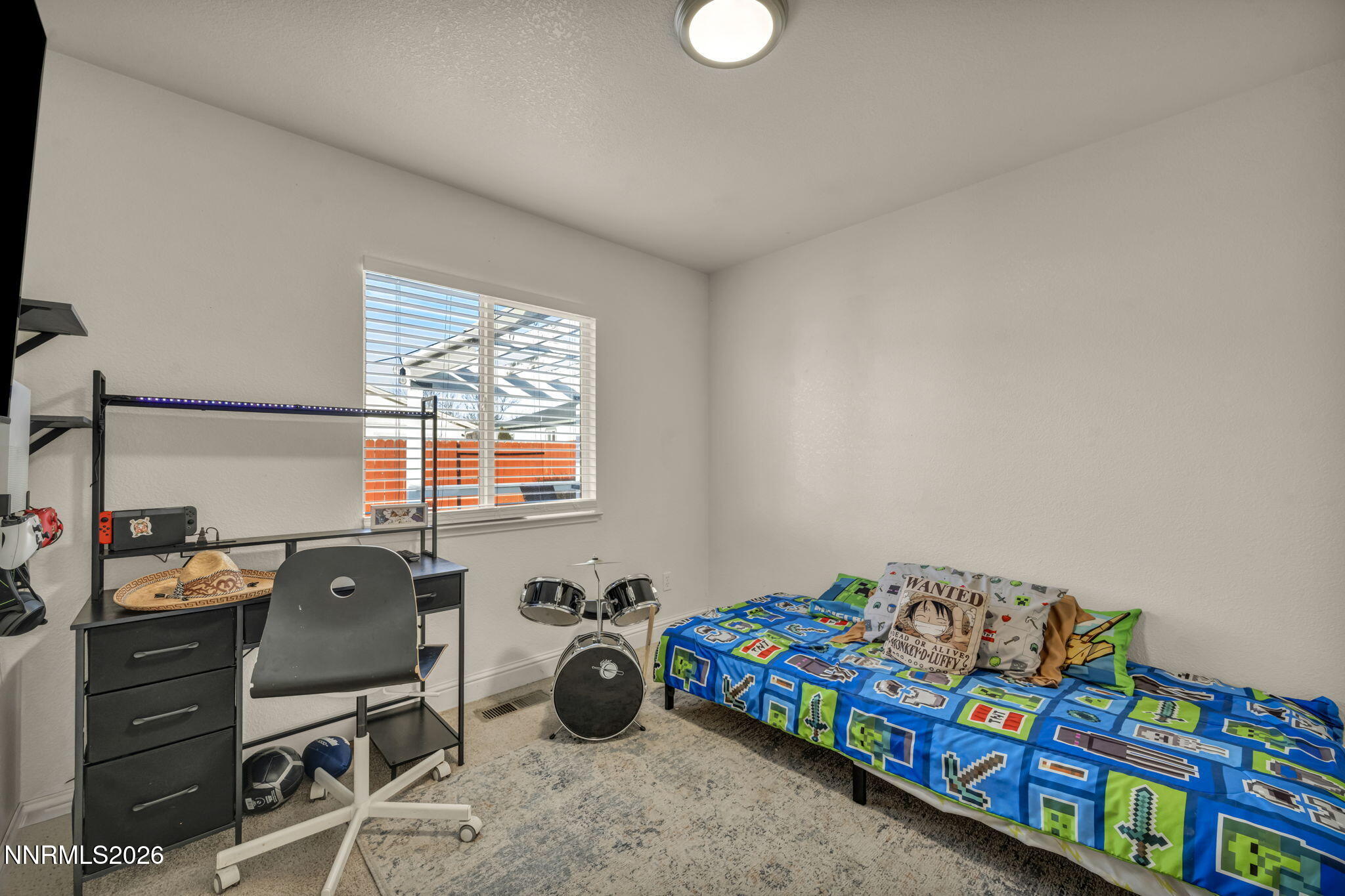 17527 Sunstone Court Reno, NV 89508 - Photo 15 of 25 44-web-or-mls-17527-sunstone-ct