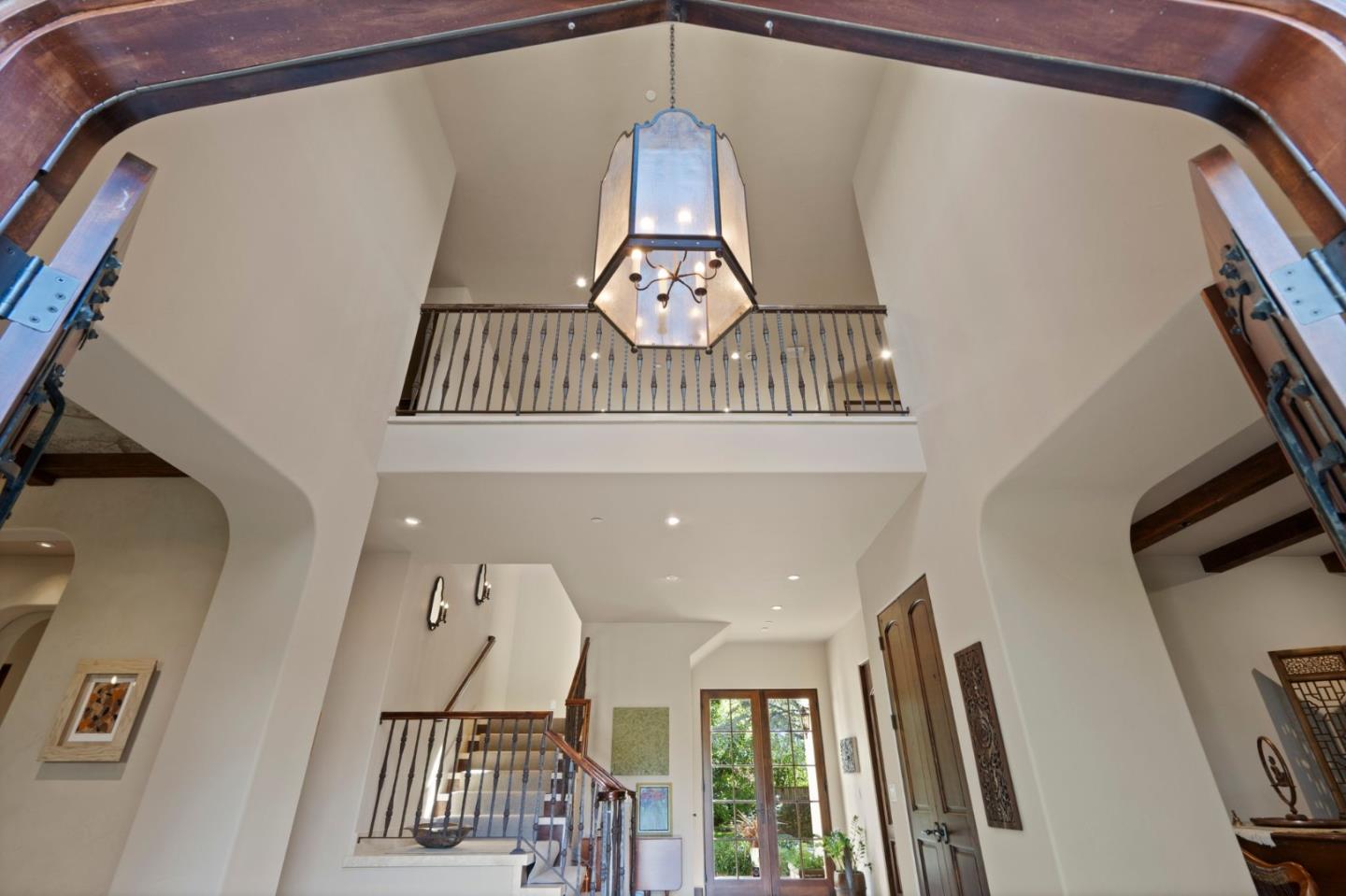 70 Joyce Road Hillsborough, CA 94010 - Photo 8 of 100